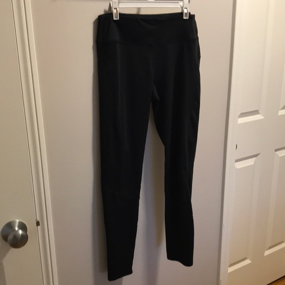Hollister size medium black active wear leggings - Picture 1 of 5